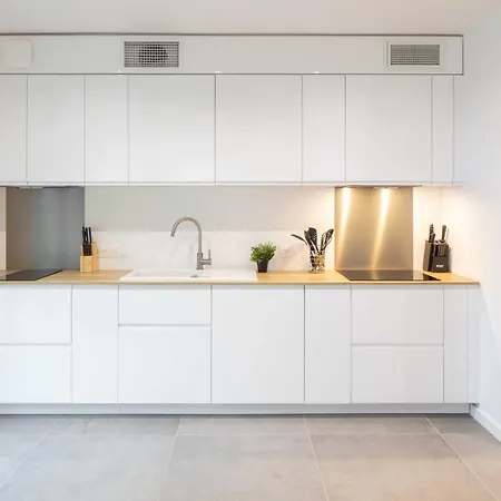 Ted Surf House Bed & Breakfast