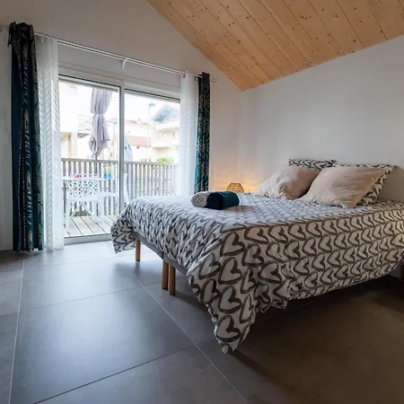 Couette-café Ted Surf House